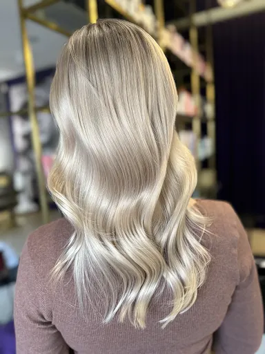 Salon Fryzjerski Elnett